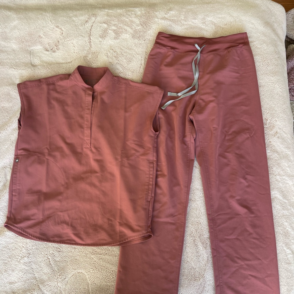 Figs Mauve Set Rafaela Top XXS and Livingston pants S
